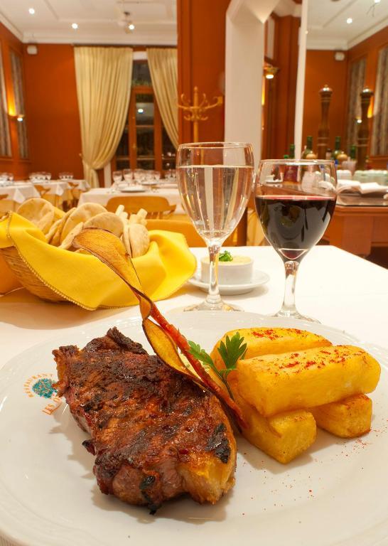 Hotel Libertador Tandil Luaran gambar
